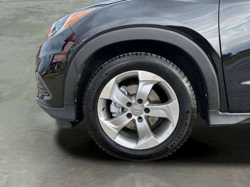 Used 2019 Honda HR-V LX image 33