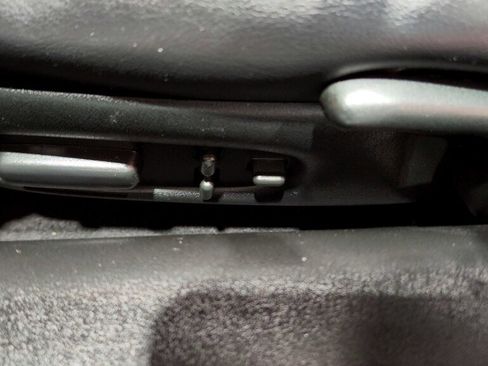 Used 1997 Chevrolet Corvette Coupe w/ Memory Pkg image 23