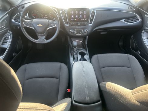 Used 2024 Chevrolet Malibu LT FWD image 22