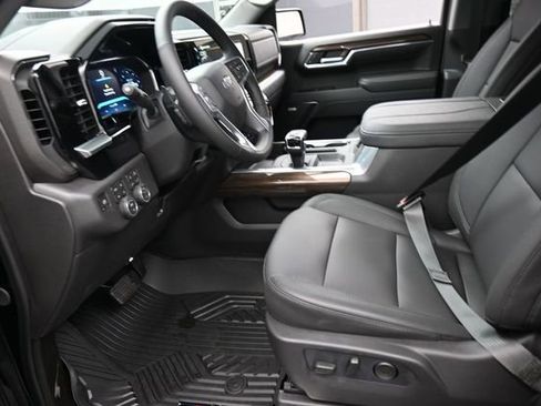 New 2026 Chevrolet Silverado 1500 LT Trail Boss w/ LT Trail Boss Premium Package AWD/4WD image 8