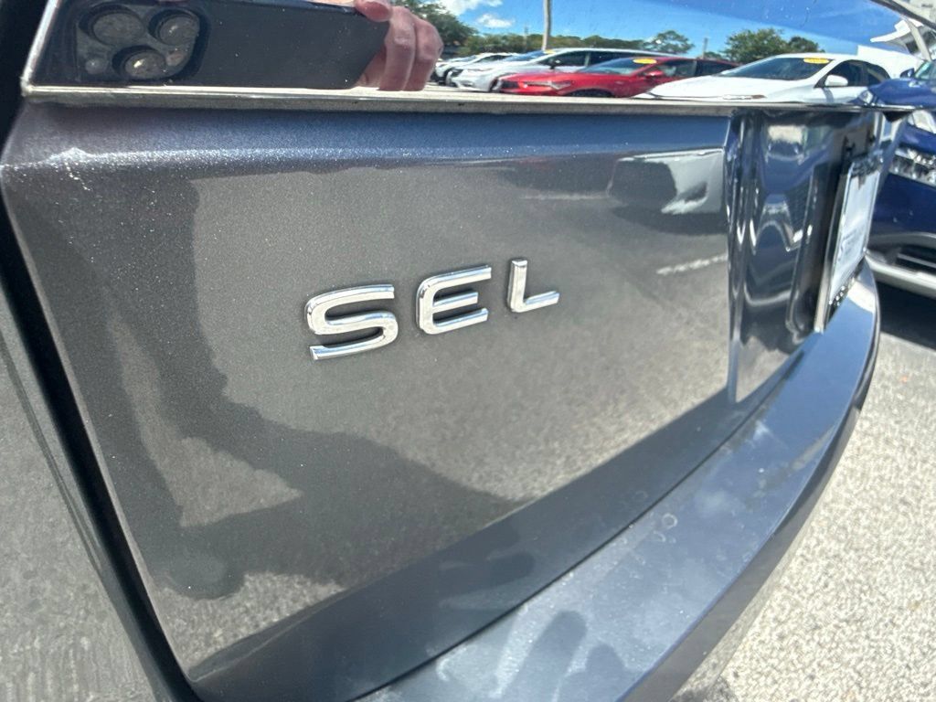 Used 2021 Volkswagen Atlas SEL AWD/4WD image 31