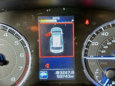 Used 2020 Subaru Ascent Limited w/ Technology Package image 17