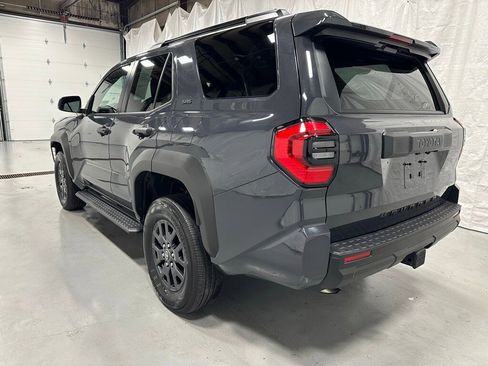 Used 2025 Toyota 4Runner SR5 image 5