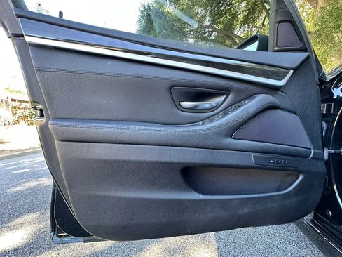 Used 2012 BMW 528i Sedan image 11