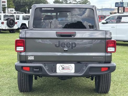 New 2026 Jeep Gladiator Sport AWD/4WD image 9