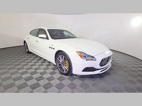 Used 2023 Maserati Quattroporte GT RWD image 53