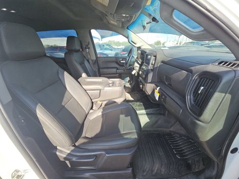 Used 2020 Chevrolet Silverado 1500 W/T w/ WT Value Package AWD/4WD image 11