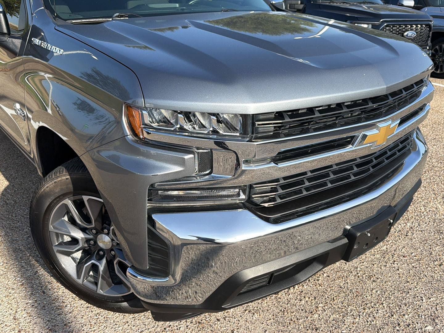 Used 2020 Chevrolet Silverado 1500 LT w/ Texas Edition RWD image 7