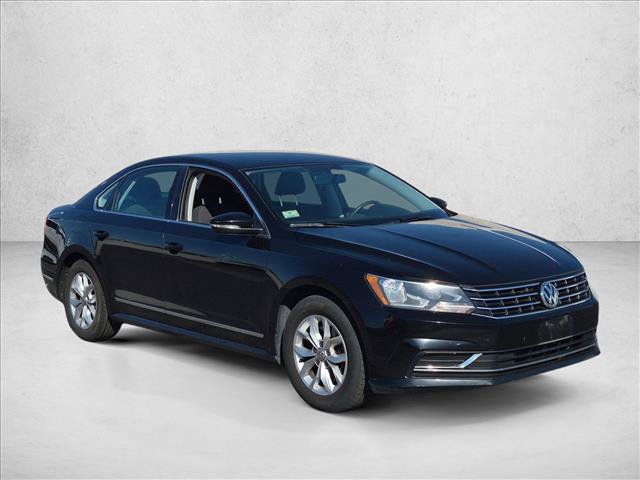 Used 2016 Volkswagen Passat 1.8T S FWD image 3