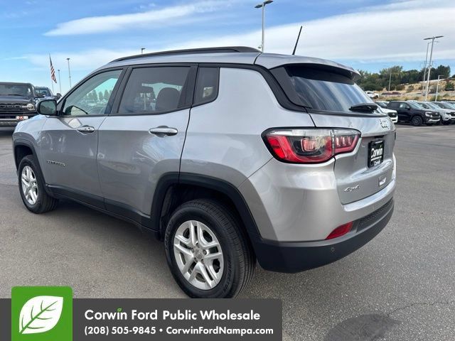 Used 2018 Jeep Compass Sport w/ Tech Group AWD/4WD image 4