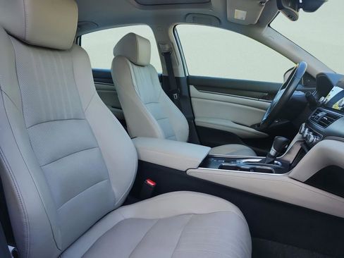Used 2021 Honda Accord EX-L image 17