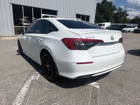 Used 2022 Honda Civic Sport image 9