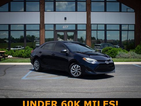 Used 2019 Toyota Corolla LE FWD image 1