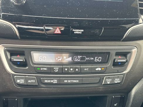 Used 2023 Honda Passport TrailSport image 14