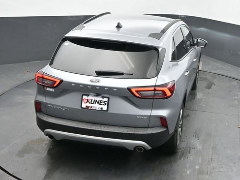 Used 2024 Ford Escape Platinum image 41