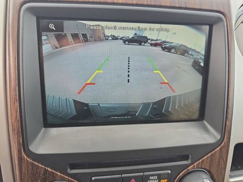 Used 2014 Ford F150 Lariat w/ Equipment Group 502A Luxury AWD/4WD image 24