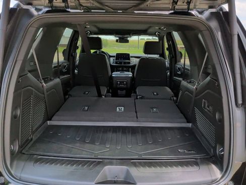 Used 2023 Chevrolet Tahoe LT w/ Luxury Package RWD image 45