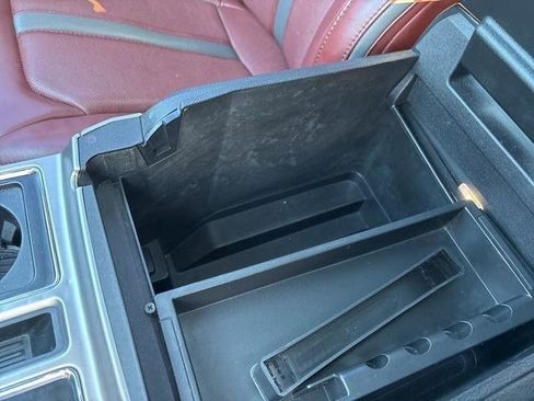 Used 2019 Ford F150 Platinum w/ Equipment Group 701A Luxury image 32