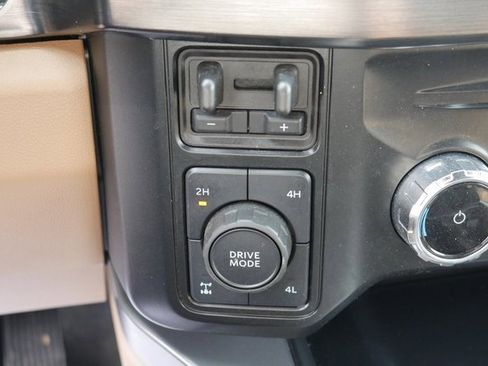 Used 2025 Ford F250 Lariat w/ Lariat Ultimate Package image 22