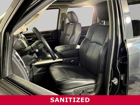 Used 2018 RAM 1500 Laramie w/ Convenience Group AWD/4WD image 20