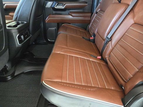 Used 2024 GMC Sierra 1500 Denali Ultimate image 28