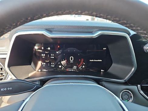 New 2026 GMC Canyon Elevation w/ Convenience Package image 16