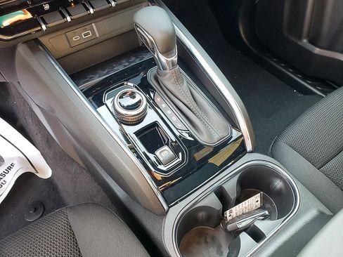 New 2026 GMC Canyon Elevation w/ Convenience Package image 8