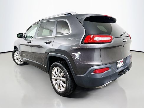 Used 2015 Jeep Cherokee Limited w/ Luxury Group FWD image 5