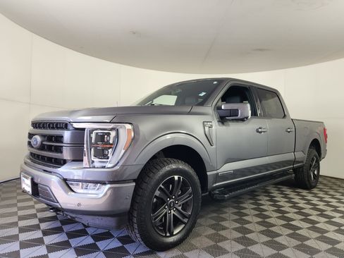 Used 2022 Ford F150 Lariat w/ Equipment Group 502A High image 3