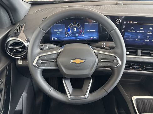 New 2026 Chevrolet Equinox LT FWD image 24