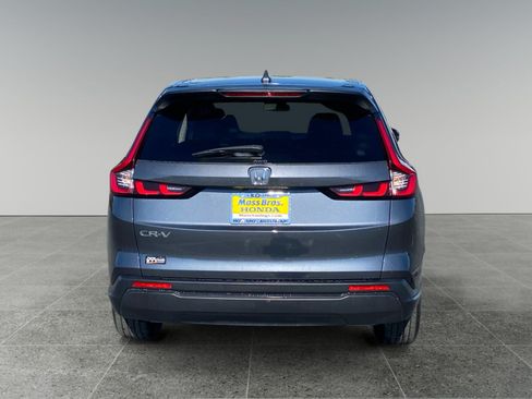 Used 2025 Honda CR-V LX image 4