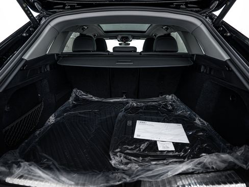 New 2025 Audi Q5 2.0T Premium Plus image 19