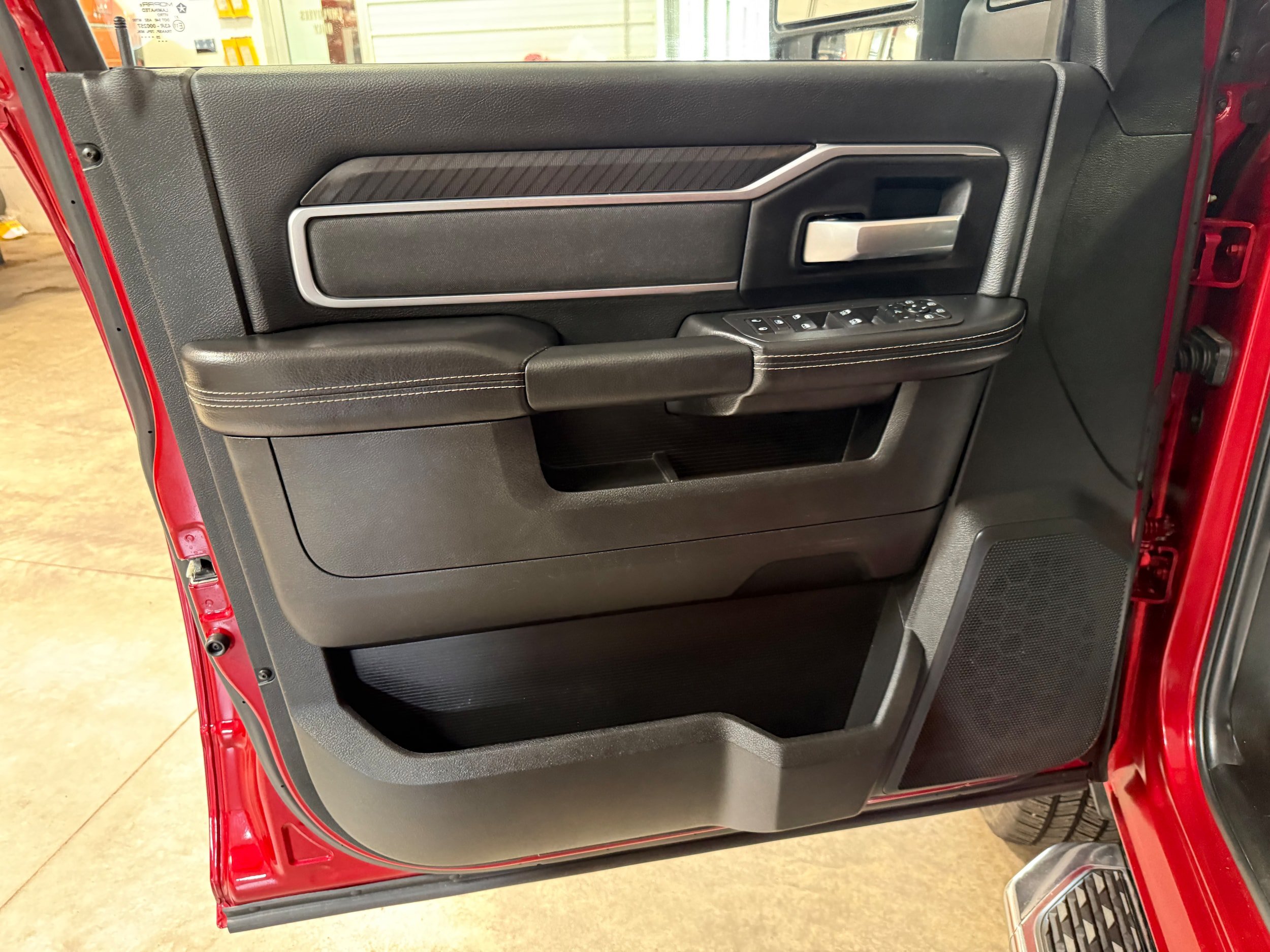 Used 2026 RAM 2500 Big Horn AWD/4WD image 37