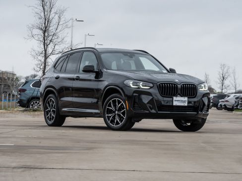 Certified 2023 BMW X3 xDrive30i w/ M Sport Package image 2