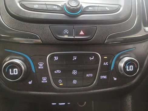 Used 2024 Chevrolet Equinox RS w/ LPO, Floor Liner Package FWD image 26