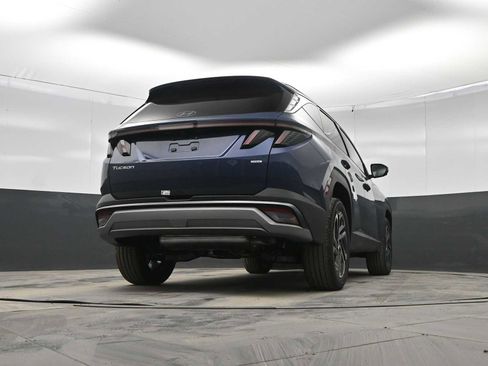 New 2026 Hyundai Tucson Limited image 36