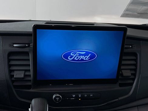 New 2026 Ford Transit 250 148 Medium Roof w/ Load Area Protection Package image 18