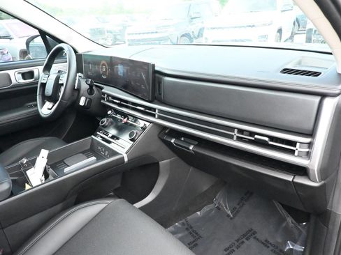 Used 2026 Hyundai Santa Fe SEL FWD image 32