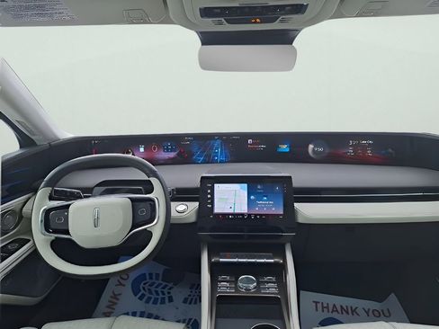 Used 2025 Lincoln Nautilus Black Label w/ Jet Appearance Package image 18