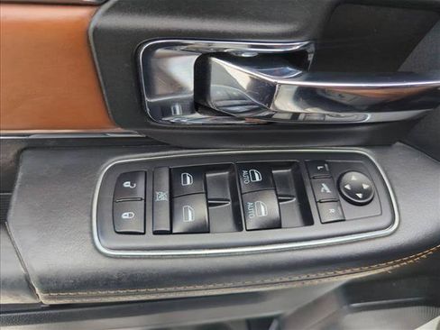 Used 2018 RAM 1500 Laramie Longhorn w/ Convenience Group AWD/4WD image 13