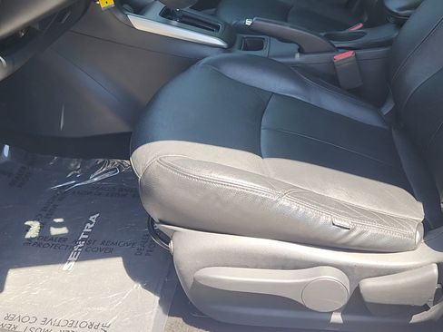 Used 2016 Nissan Sentra S FWD image 28
