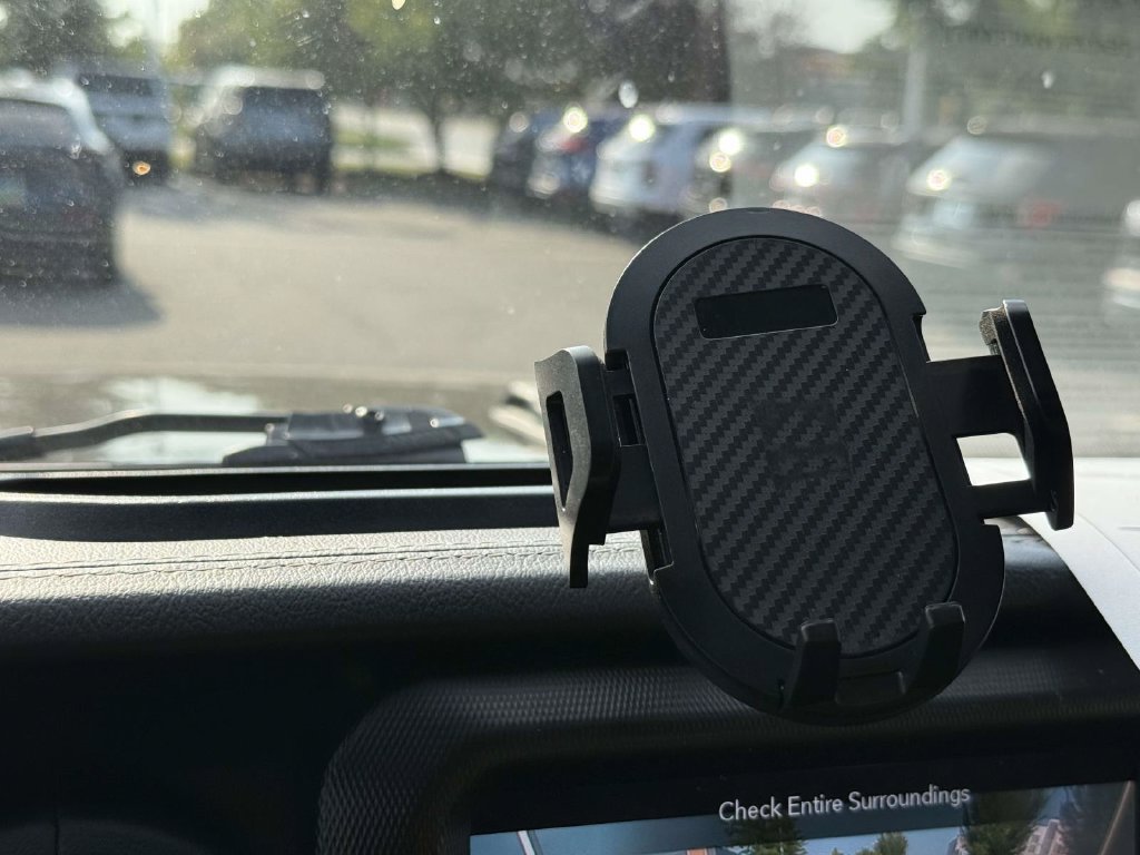Used 2021 Jeep Wrangler Unlimited Sahara AWD/4WD image 31