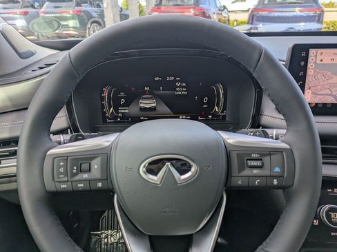 New 2026 INFINITI QX60 Luxe image 32