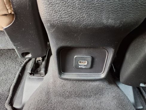 Used 2018 Jeep Compass Sport image 16