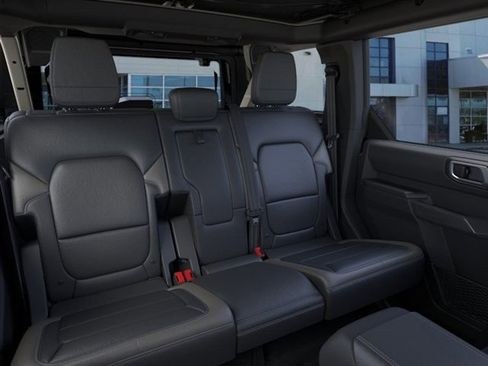 New 2025 Ford Bronco Outer Banks image 11