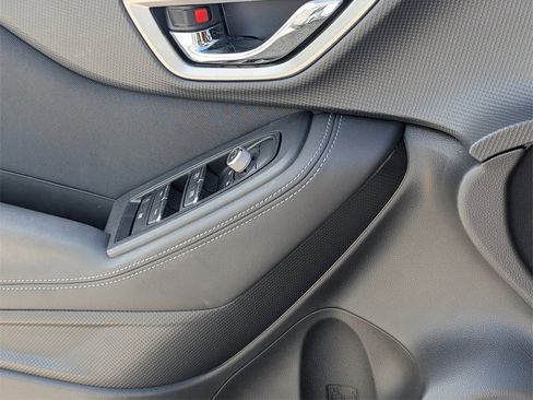 Used 2020 Subaru Forester Premium image 29