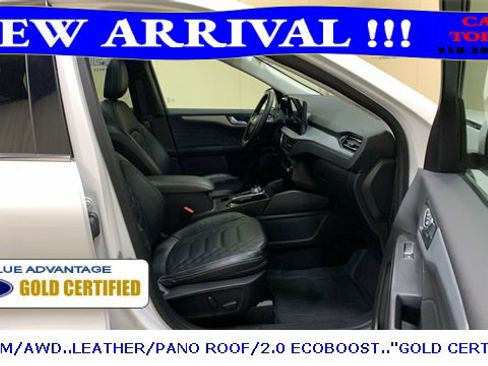 Certified 2023 Ford Escape Platinum w/ Premium Technology Package image 12
