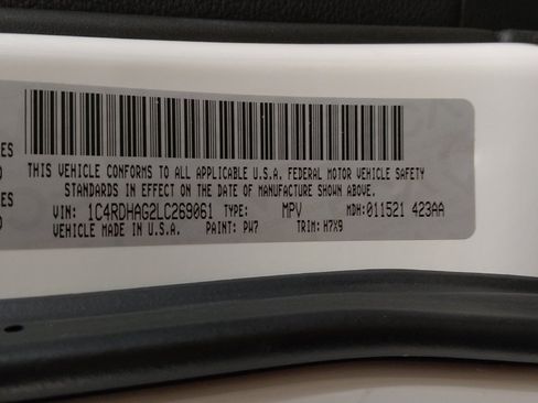 Used 2020 Dodge Durango SXT image 33