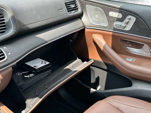 Certified 2024 Mercedes-Benz GLS 450 4MATIC image 34