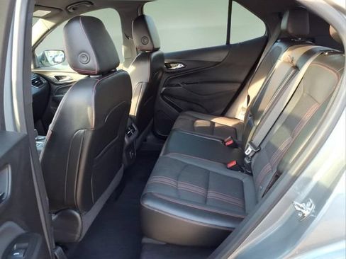 Used 2024 Chevrolet Equinox RS FWD image 12